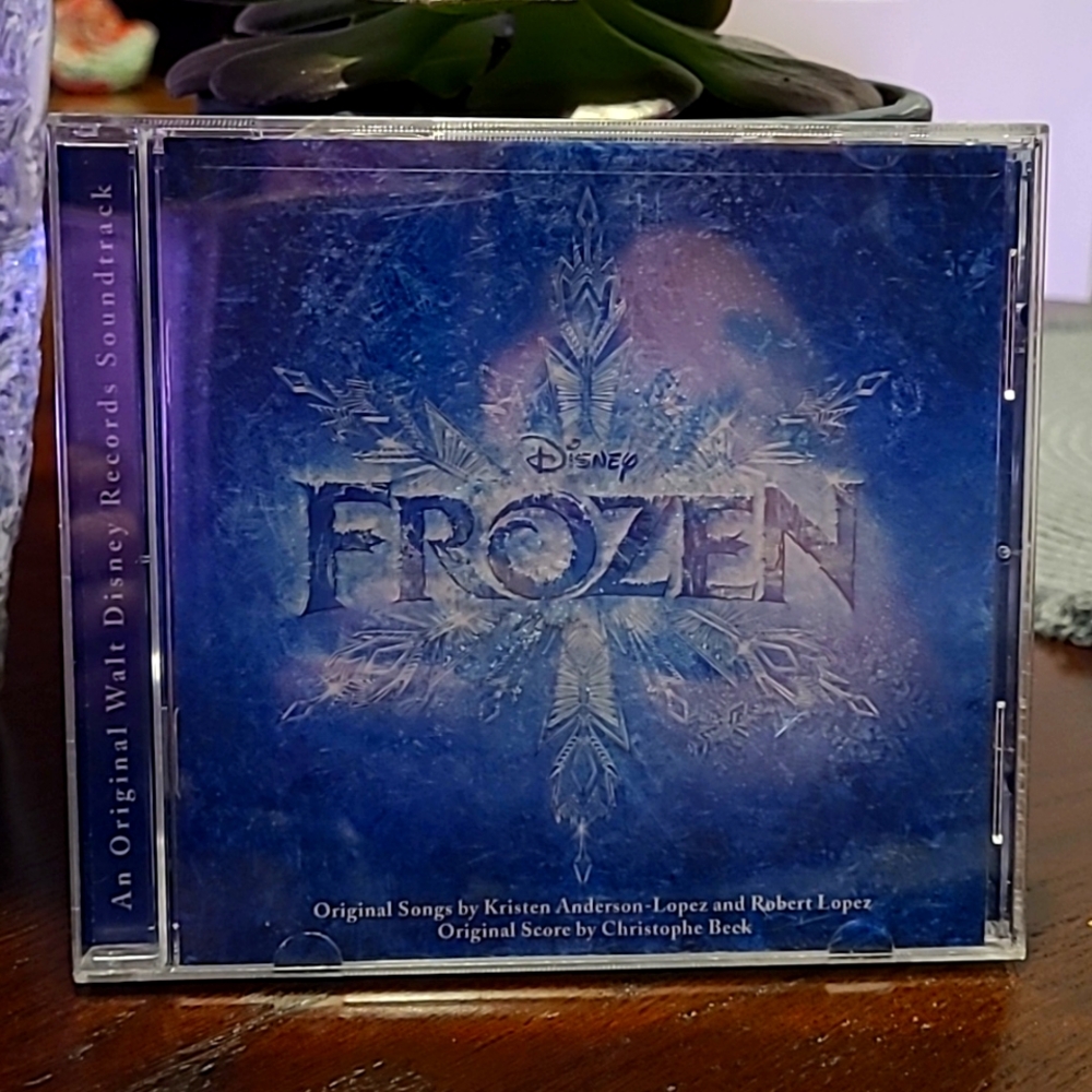 Frozen original soundtrack 2013  CD excellent preloved condition Disney records!